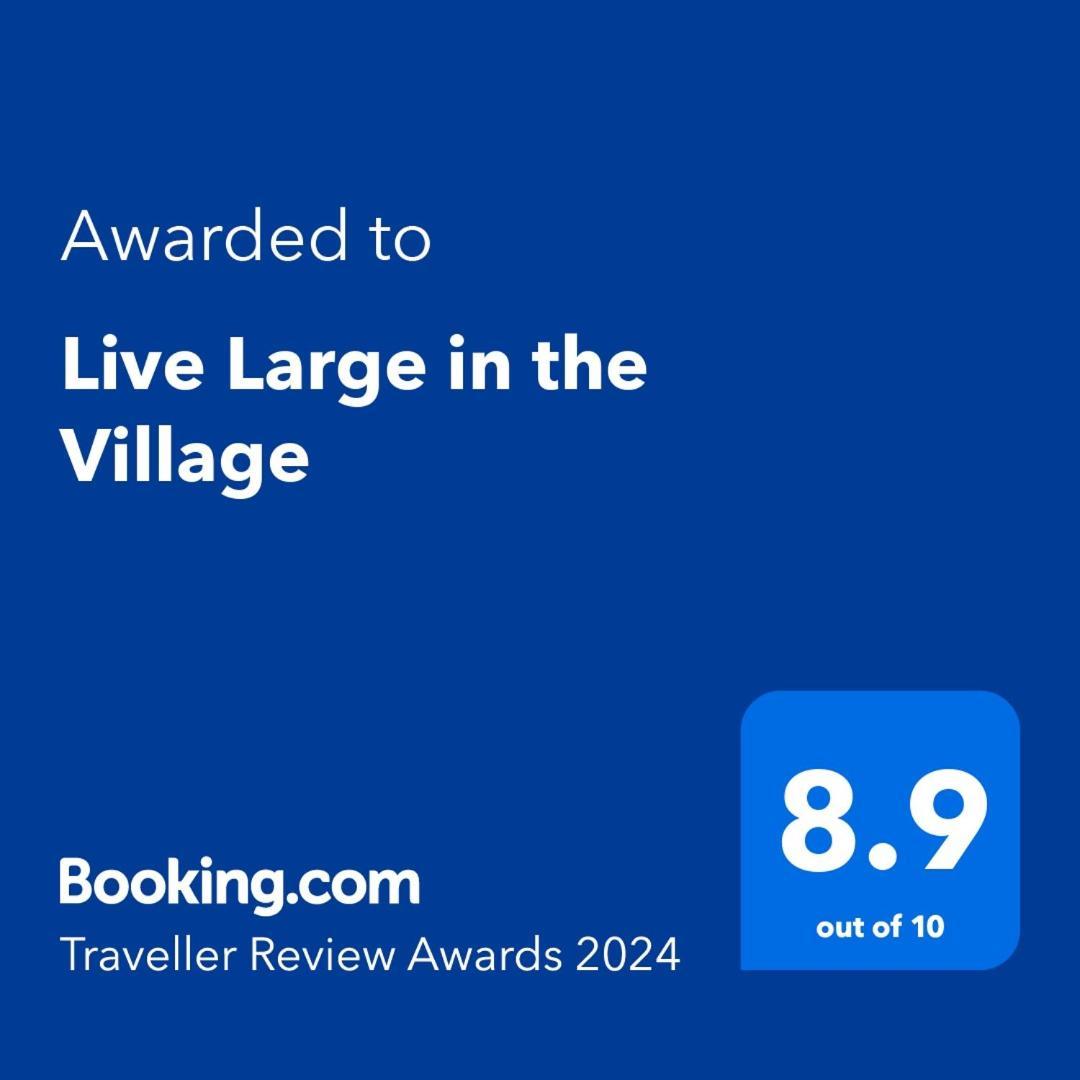 האבלוק נורת' Live Large In The Village מראה חיצוני תמונה
